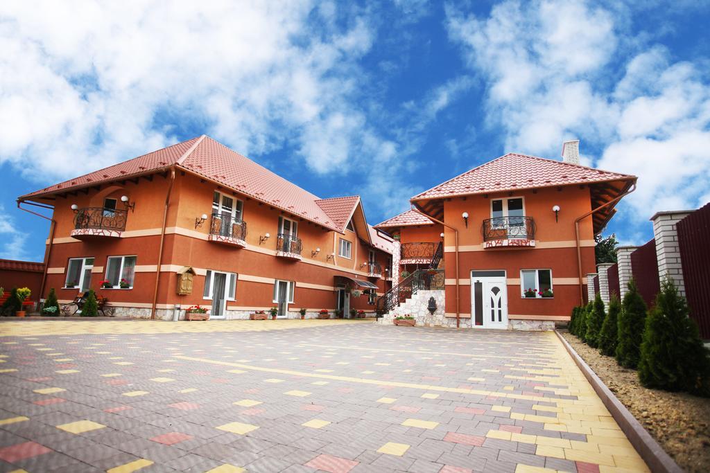 Mirage Hotel Beregovo Exterior foto